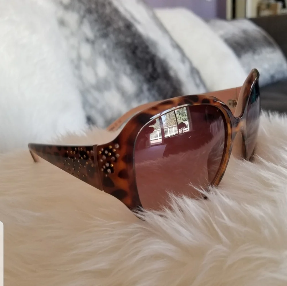 Women’s Nine West Brown Tortoise Sunglasses NEW